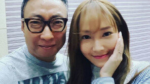 ‘Fly’ 제시카, 박명수와 ‘명카드라이브’ 재결성?…‘버럭 명수’가 공개한 “냉면♥” 셀피 