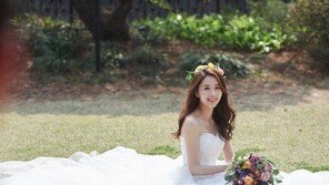 가수 시현, ‘결혼설 해프닝’ 동명이인 배우 임수정에 사과 “청첩장 이름 보고 착각한 듯…죄송한 일이 됐다”