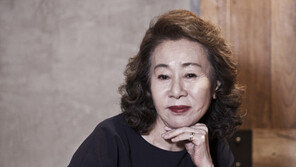 [인터뷰] 윤여정 “이렇게 순수한 영화, 누가 돈 댈까 궁금했죠”