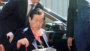 신격호 총괄회장, 정신감정 거부 무단 퇴원…“모든 검증과정 거부”
