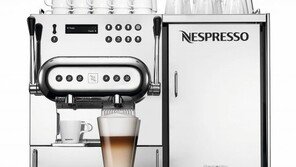 [스마트 컨슈머]네스프레소, ‘원터치’로 쉽고 빠르게 커피 내려