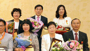 ‘대한민국 스승상’ 10명 훈-포장