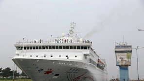 “동양 최대 인천항 갑문 보러 오세요”