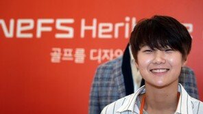 남자대회에 나타난 박성현 “우산하고 선글라스 챙겨왔죠”