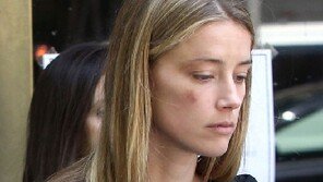 조니뎁에 이혼 신청·가정 폭력 고소 엠버허드는 누구? 