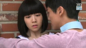 ‘미녀 공심이’ 남궁민, 민아에 ‘벽 밀치기’ 고백 "다른 남자랑 친하게 지내지 마"