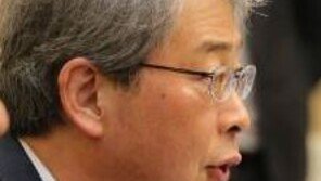 임종룡 금융위원장 “현대상선 용선료 협상, 큰 진전…빠르게 진행 中”