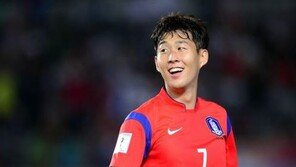 토트넘 “손흥민·한국, 비참한 날 견뎠다”