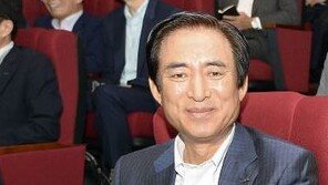 노병용 전 롯데마트 대표, 검찰 출석…“피해 유가족에 죄송하다”