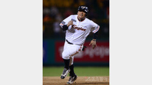 홈런보다 값진 김태균의 가치