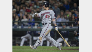 박병호 드디어 10호 쾅!