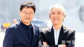 긴 방황 끝에 돌아온 친구를 위하여… ‘30년 우정의 하모니’