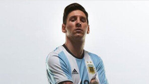 메시 ‘벤치’ 아르헨티나, 칠레 상대 복수혈전…후반 깜짝 출전? 