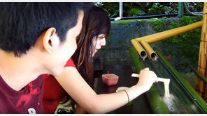 흐르는 국수를 잡아라? 여름 일본에서는…