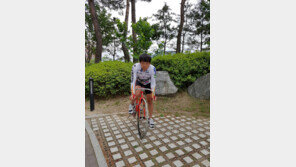 [두 바퀴로 쓰는 HE-스토리] 춘천팀 유일 특선급 김정태 “고개 훈련 덕분”