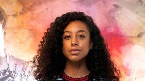 “비탄과 절망의 땅밑엔 희망의 싹이 자라고 있죠”