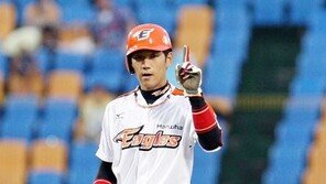 한화이글스 송주호, 2경기 연속 선발…김성근 “수비에서 막는 것 더 중요”