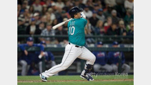 [MLB 종합]이대호, 연타석 홈런…오승환, 강정호와 맞대결서 판정勝 김현수·박병호 ‘침묵’