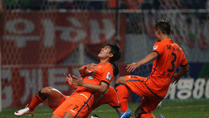 “또! 3골” 진화하는 제주 화력쇼