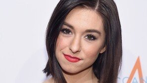 [연예 뉴스 스테이션] 팝가수 크리스티나 그리미, 괴한 총 맞고 숨져