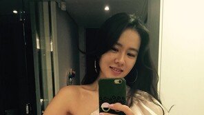 ‘덕혜옹주’ 손예진 근황 사진 공개, 여전한 청순 미모…영화는 8월 개봉 확정