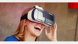 [Health&Beauty]와! 신나는 VR세상… 그러나, 눈과 뇌는 힘들어요