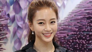 한예슬·테디 “잘 만나고 있어요” 결별설 부인