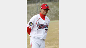 [콤팩트뉴스] 임창용, 연천 미라클전 1이닝 무실점 外