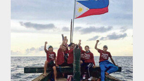 남중국해 섬 ‘점령’한 필리핀 청년들