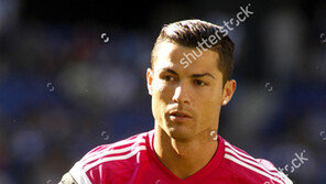 무득점 호날두 “아이슬란드, 골문 앞에 버스 세워놓았나” 