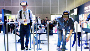 삼성 갤럭시-기어VR로 실감나는 게임