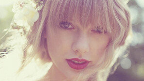 “테일러 스위프트 前 남친, 톰 히들스턴과 열애설에 배신감”