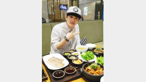 젝스키스 김재덕, 제육볶음 ‘주6회’ 먹는다? ‘수요미식회’ 출연 인증샷 공개 