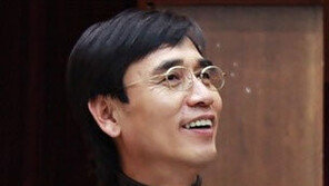 ‘썰전’ 유시민 “朴대통령 개원 연설, 제왕의 담화문” 맹비난