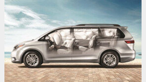 토요타 시에나 ‘가족을 위한 최고의 미니밴’ 선정