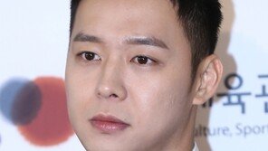 ‘성폭행 스캔들’ 박유천, 첫 고소인 무고-공갈 혐의로 맞고소