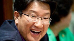 권성동 ‘버티기’, “해임 이유·명분 없다…내가 위원장 꼭두각시냐?”