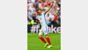 [콤팩트뉴스] BBC, “레스터시티 바디, 아스널 이적 제안 거절할 것” 外