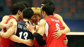 젊어진 한국남자배구, 서브·블로킹 ‘숙제’     　