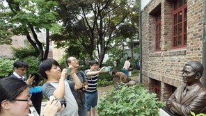 “알찬글 위해 몇 달을 도서관서 살기도”