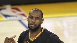 굿! 제임스…굿바이! 코비