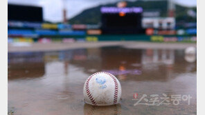 ‘예측불허’ 장마전선에 손익계산도 분주