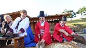 [제4회 한국축제박람회]산청한방약초축제, 동의보감 숨결 따라… 산청약초 향기 따라… 