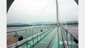 ‘소양강 스카이워크’ 개장… 춘천 관광지도 바뀐다