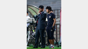 갈 길 바쁜 FC서울…사령탑 없이 원정길