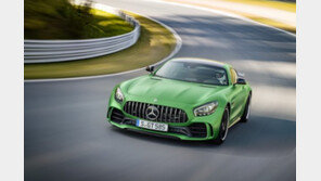 메르세데스-AMG, 최고출력 585마력 ‘녹색 괴물’ GT R 공개