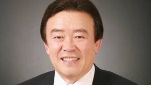 [불멸의 박수근]전창범 양구군수“선하고 진실한 삶-작품세계 추구한 선생의 예술혼 기리려 미술상 제정” 