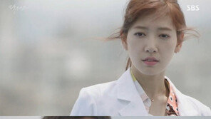 ‘닥터스’ 김래원♥박신혜 효과…12.9%→14.2%→14.4%→15.6% 시청률 상승곡선