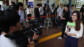 박유천, ‘성폭행 혐의’ 첫 경찰 소환조사에…외신도 현장 취재