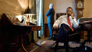 새벽 1시에 “아직 안 자나” 업무 e메일… ‘올빼미’ 오바마